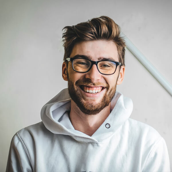 Autor Denis Peterson